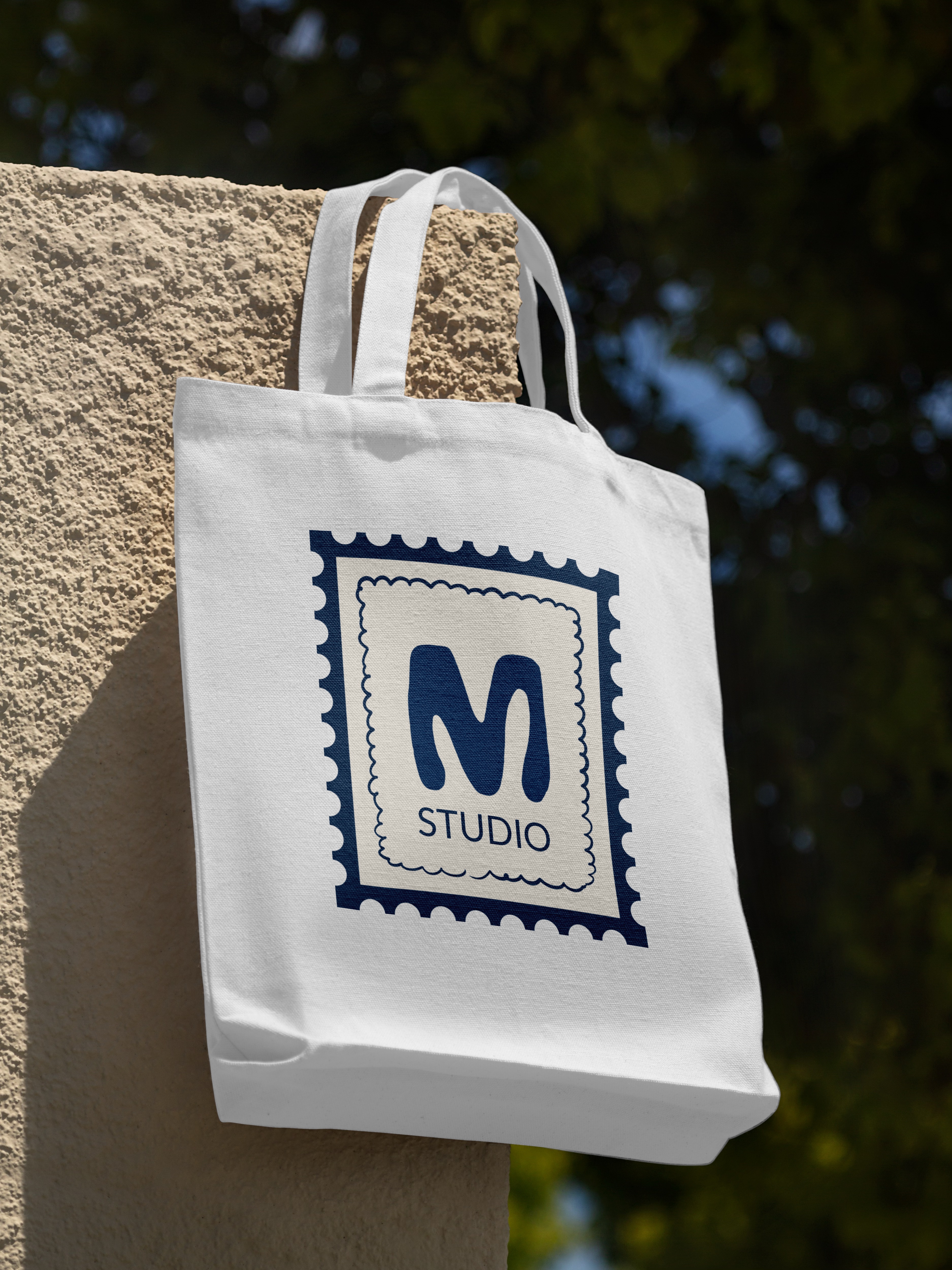 Tote bag